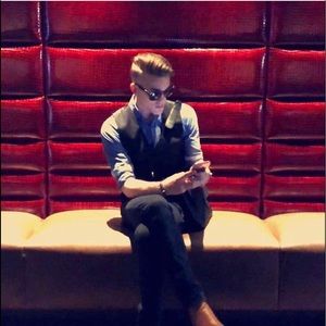 Meet your Posher, Kory